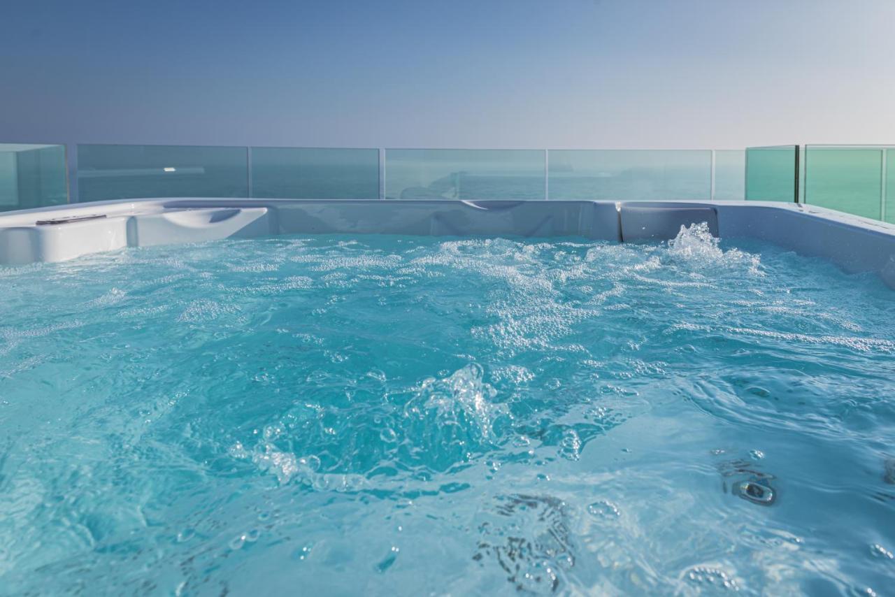 Modern Sea Front Jacuzzi Blue Sky Διαμέρισμα Αλικάντε Εξωτερικό φωτογραφία